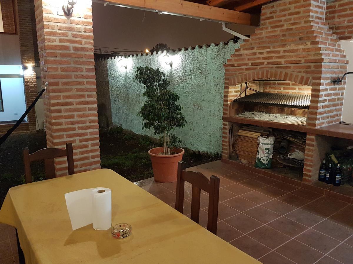Accueillant Auberge Salta Bagian luar foto