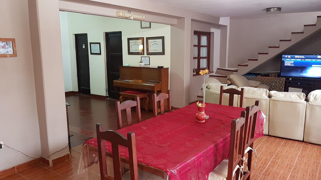 Accueillant Auberge Salta Bagian luar foto